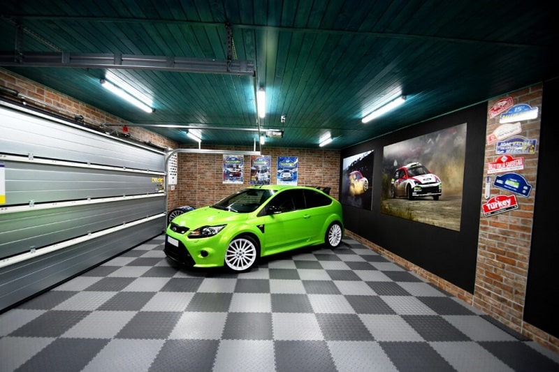 Dalle PVC garage comment choisir ce revêtement ? Parlons Déco