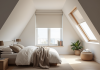Chambre attic moderne avec Velux GGL SK06 et voilage