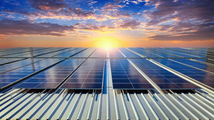 Installation de panneaux solaires 300 kwc : tout savoir